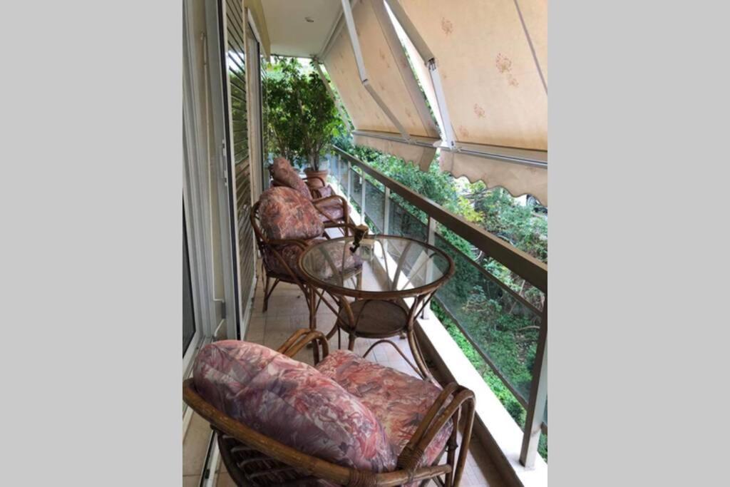 Cosy & Functional Pied-A-Terre Apartment Athens Luaran gambar